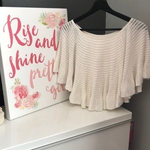 White Knitted and Knotted Blouse 🌷